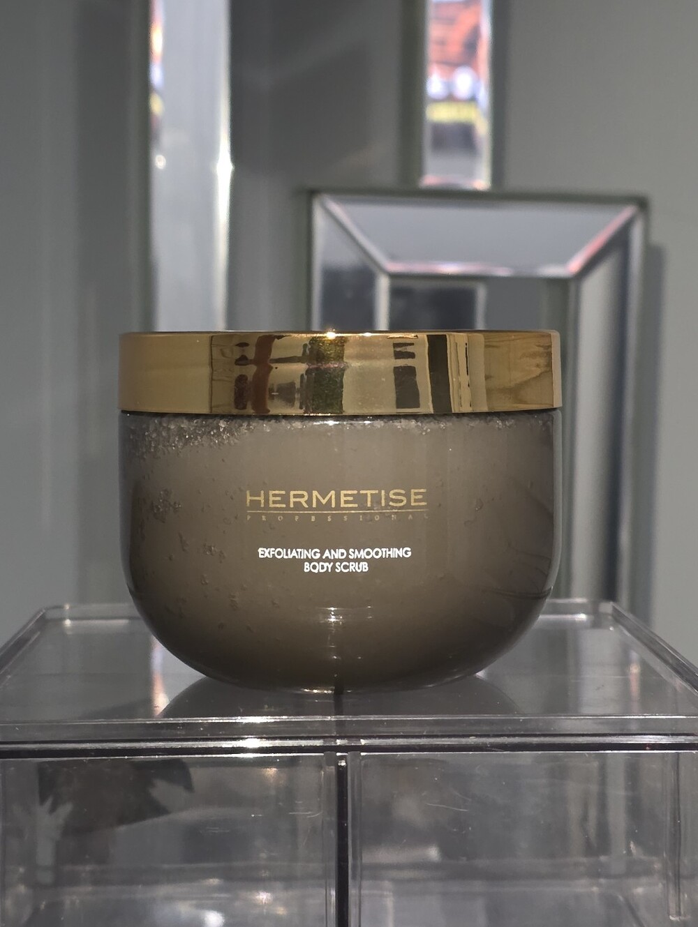 Brand New Sealed Hermetise Professional Exfoliating Body Scrub ✨Retail $79.99
